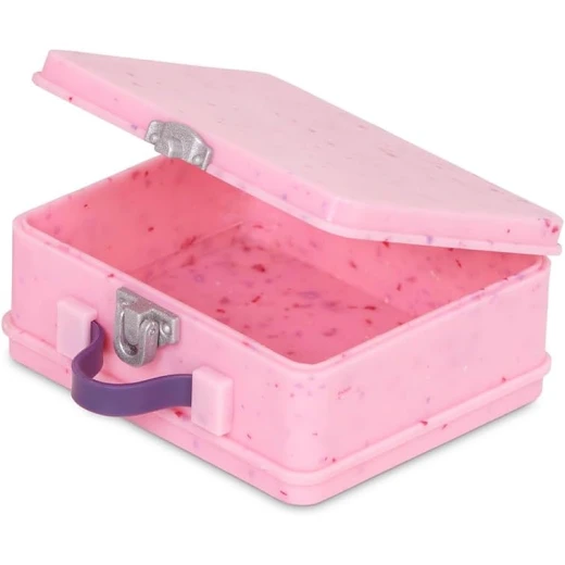 دمية لين من أور جينيريشن: مجموعة زي مدرسي 18 بوصة مع ملحقات، تتضمن حقيبة ظهر وأحذية وملابس للعب التخيلي، هدية رائعة للأطفال بعمر 3 سنوات فما فوق - أور جيناريشن - Image 4