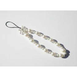 Elegant Pearl Phone Strap with Charming Bow – Sophisticated Pearl Phone Accessory, Stylish Decorative Phone Charm, Elegant Design for Phones, Fashionable and Chic Phone Strap