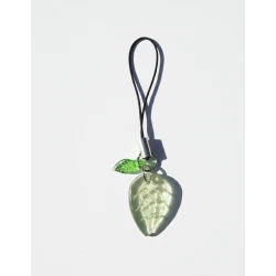 Green Leaves Keychain – Charming & Simple Nature-Inspired Key Accessory