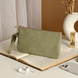 Women's Buckle Wallet in Stunning Olive Green PU Leather, Featuring a Secure Buckle Closure and Stylish Design, Measuring 19cm x 11.5cm x 2cm, Perfect for Everyday Use