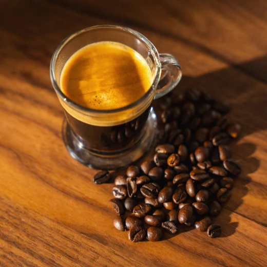ماكينة قهوة أوتوماتيكية Cecotec Cremmaet Latte Art 19 بار مع مطحنة حبوب مدمجة وخزان حليب وتحضير 6 مشروبات + هدية قسيمة شراء وحبوب إسبريسو مجانية - سيكوتك - Image 3
