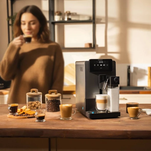 ماكينة قهوة أوتوماتيكية Cecotec Cremmaet Latte Art 19 بار مع مطحنة حبوب مدمجة وخزان حليب وتحضير 6 مشروبات + هدية قسيمة شراء وحبوب إسبريسو مجانية - سيكوتك - Image 11