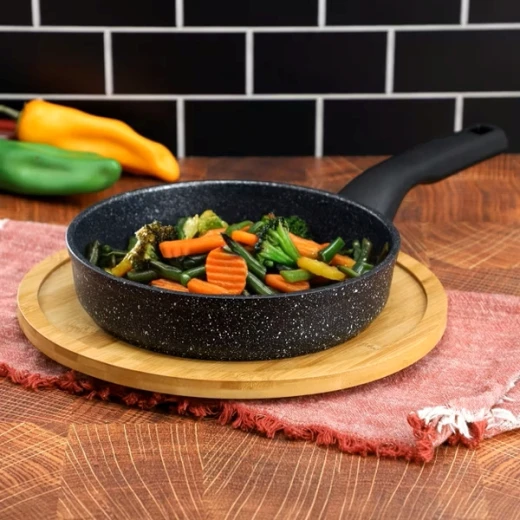 مقلاة كوركماز أورنيلا الجرانيت غير اللاصقة 24x4.7 سم للطهي الصحي - كوركماز - Image 5