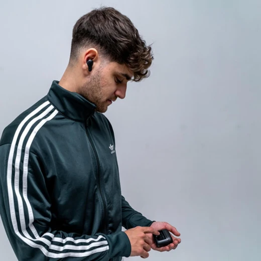 جي بي إل Tour Pro 2 سماعات أذن لاسلكية بالكامل مع إلغاء الضوضاء | علبة ذكية | تقنية Smart Ambient | 6 ميكروفونات | صوت JBL الغامر | تضخيم الصوت | بلوتوث 5.3 وLE Audio | اللون الأسود | الموديل JBLTOURPRO2BLK - جي بي ال - Image 7