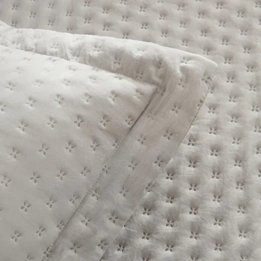 مفرش سرير كاراجا هوم بريز سوفت مفرد رمادي 160×240 سم مع 2 غطاء وسادة مزين بحواف من بوليستر 100% - كراجا - Image 4