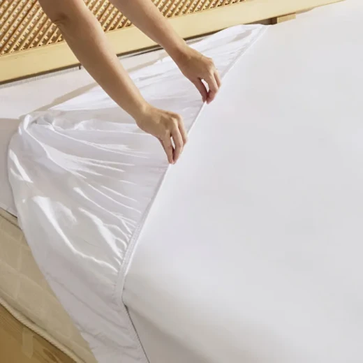شرشف سرير مطاطي مزدوج كاراجا هوم بينيه أبيض من القطن 100% مقاس 160×200+30 سم بملمس ناعم ومريح - كراجا - Image 2