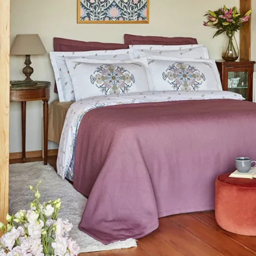 طقم سرير مزدوج كاراجا هوم فاندي، غطاء لحاف 200×220 سم وملاءة و2 كيس وسادة وغطاء سرير بتصميم أنيق من القطن والبوليستر طقم سرير مزدوج كاراجا هوم فاندي، غطاء لحاف 200×220 سم وملاءة و2 كيس وسادة وغطاء سرير بتصميم أنيق من القطن والبوليستر