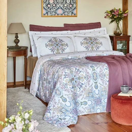 طقم سرير مزدوج كاراجا هوم فاندي، غطاء لحاف 200×220 سم وملاءة و2 كيس وسادة وغطاء سرير بتصميم أنيق من القطن والبوليستر - كراجا - Image 6