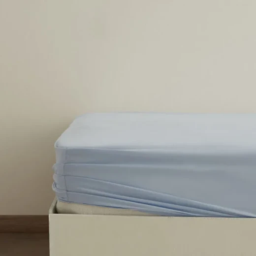 شرشف سرير كاراجا هوم بيزك مفرد مطاطي 100% قطن مقاس 100×200+30 سم باللون الأزرق الناعم شرشف سرير كاراجا هوم بيزك مفرد مطاطي 100% قطن مقاس 100×200+30 سم باللون الأزرق الناعم