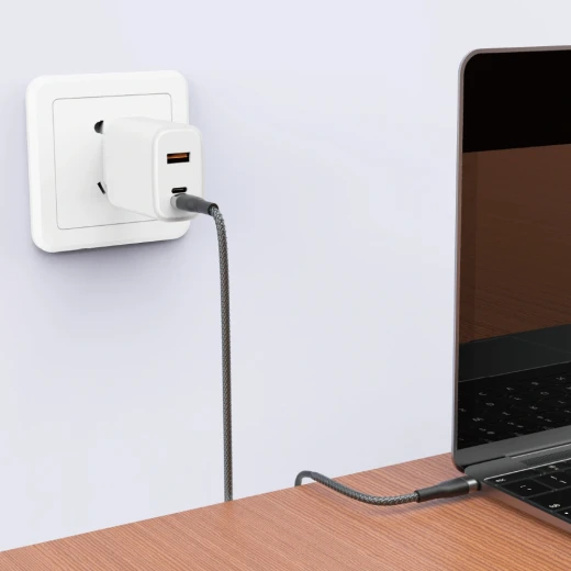 شاحن حائط وي وو 30W USB-C PD سريع - منفذ مزدوج، مدمج - وي وُو - Image 4