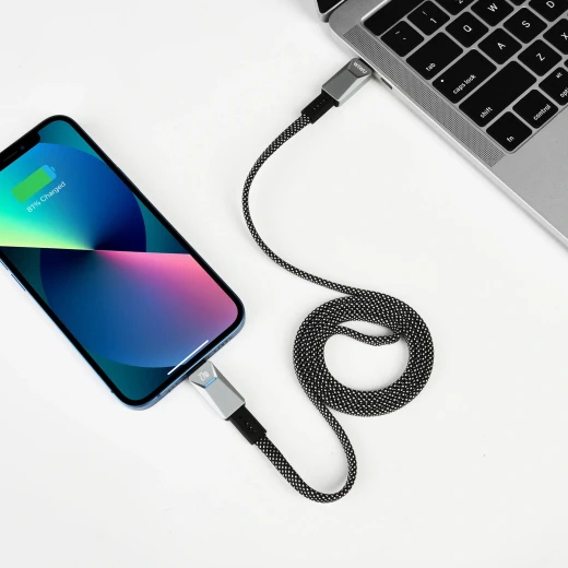 كابل وي وو Cyberlink مغناطيسي USB-C إلى Lightning بقوة 27 واط - 1 متر مضفر بالنايلون - وي وُو - Image 4