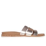 صنادل BOBS من Skechers Desert Kiss Low النسائية الأنيقة باللون الذهبي، تتميز بحزام من الجلد النباتي، حافة نعل أوسط من الفلين، وبطانة قدم مريحة من Skechers Plush Foam، مقاس ٣٦.٥ - سكيتشرز