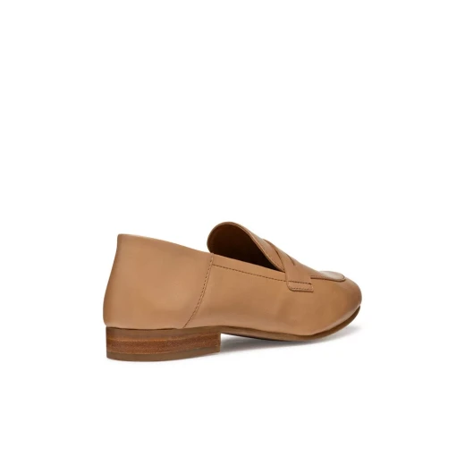 Mantinea Women's Beige Loafers Modern Square Toe 37 Lightweight Breathable Nappa Leather Comfortable City Wear Formal Refinement SKU D552EA.00085.C5000 - Mantinea - Image 3
