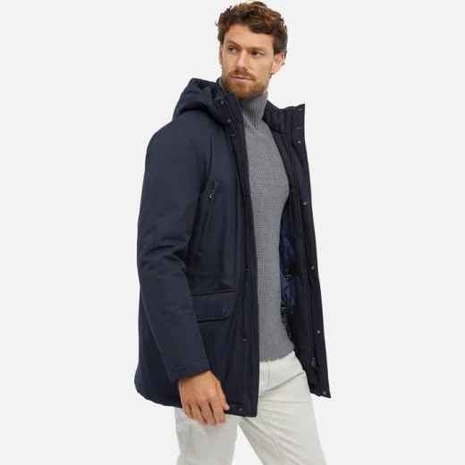 Geox Vincit Man Longline Jacket Sky Captain 58 Recycled Polyester Twill Men's Outerwear Removable Hood Water Repellent Windproof Sustainable Padding Autumnal Temperatures 180 chars - Geox - Image 3