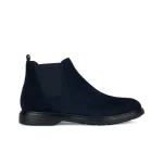 حذاء أوتّافيو تشيلسي للرجال باللون الكحلي من جلد السويد، مقاس 43. تصميم أنيق ومناسب لجميع الملابس. مثالي للارتداء اليومي، يوفر هذا الحذاء جاذبية دائمة وراحة فائقة. - جيوكس