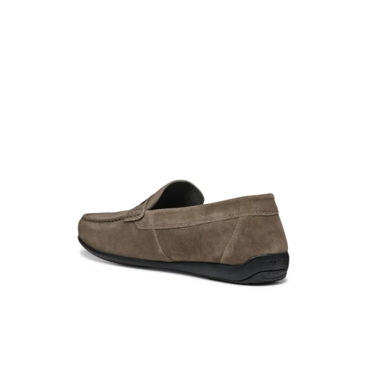 حذاء لوفر رجالي من جيوكس أسكانيو بتصميم أنيق وعصري من جلد الغزال بلون بني مريح و يسمح بتهوية القدم مقاس 40 رقم المنتج U450WA 00022 C6029 - أسكانيو - Image 13