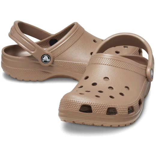 شبشب كروكس كلاسيك للجنسين باللون البني مريح وخفيف الوزن بتقنية Iconic Crocs Comfort مقاس 43 و 44، مثالي للارتداء اليومي والراحة القصوى - كروكس - Image 4