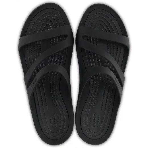 صنادل سويفت ووتر النسائية من كروكس باللون الأسود مقاس 41 42 أحذية مريحة متعددة الاستخدامات أحزمة مرنة مريحة للاستخدام على الشاطئ وفي الحياة اليومية أخاديد مرنة لتعزيز الثبات - كروكس - Image 4