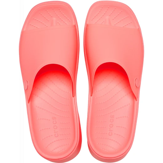 Crocs Women's Skyline Slide Sandals Red 39 40: Embrace Urban Style with Chunky 90s Inspired Design for All Day and Night Comfort. Express Yourself with Bold, Metropolitan Vibes. - Crocs - Image 3