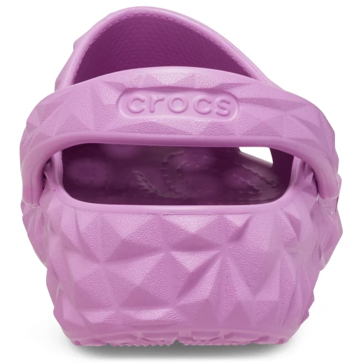 شبشب كروكس كلاسيكي هندسي للنساء باللون الوردي مقاس 38-39 مريح وخفيف الوزن بتقنية Iconic Crocs Comfort للنساء شباشب أنيقة مثالية للارتداء اليومي - كروكس - Image 5