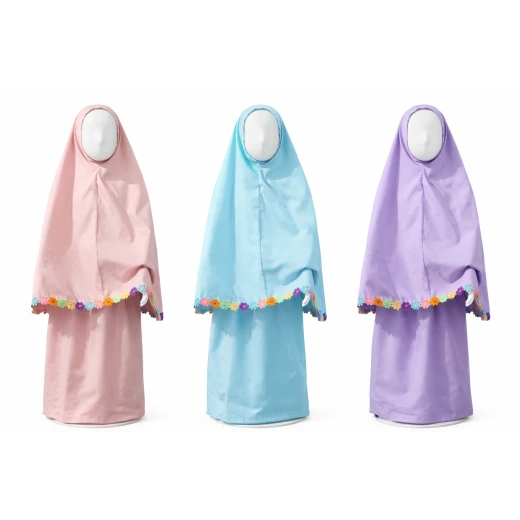 طقم صلاة للأطفال وردي بتطريزات زهرية مريح وخفيف هدية رمضان - Image 2