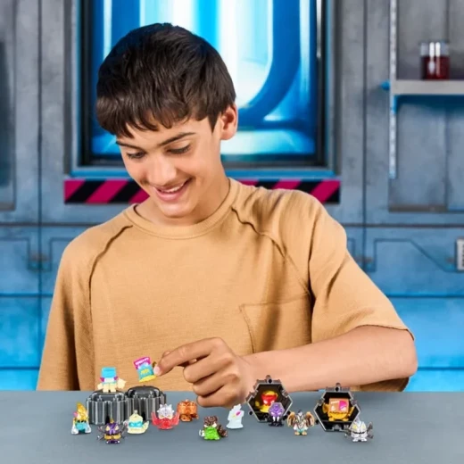MrBeast Lab Swarms Series 4 Mega Lab 14-Pack AST3, collectible surprise mini figures set inspired by the lab world, featuring multiple characters for unboxing fun, collecting, and imaginative play for kids and fans - Mrbeast Lab - Image 5