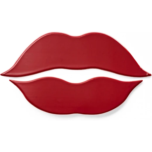 Essence Hydra Kiss Lip Ink Lipstick 04 Classy Red, Long Lasting, 4 ml - Essence - Image 9