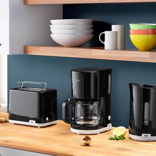 غلاية براون Breakfast1 WK1100BK كهربائية باللون الأسود، سعة 1.7 لتر، غليان سريع مع تصميم عملي وآمن، مثالية لتحضير المشروبات الساخنة بسهولة وكفاءة عالية في المنزل - Image 5