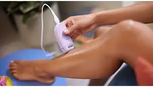 Philips Epilator Series 4000 Corded Epilator for Women, Gentle Hair Removal, with LED Light, 4 Accessories - Philips - Image 8