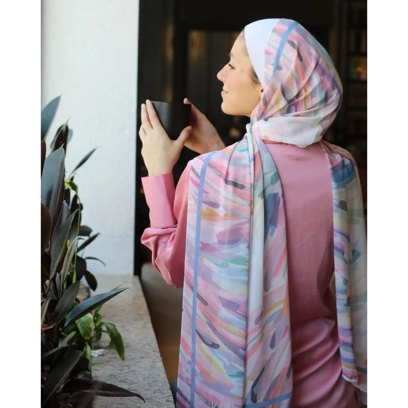 وشاح حجاب كاين من الشيفون جورجيت الناعم والخفيف الوزن، مثالي للأناقة اليومية بتصاميم حصرية وصناعة مصرية، مقاس 300x70 سم لتغطية كاملة وأناقة لا مثيل لها. - وشوشة