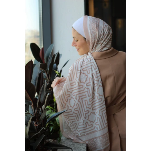 وشاح حجاب أندلس شيفون جورجيت ناعم ومريح للنساء. مقاس 300x70 سم، مثالي للإطلالات اليومية والمناسبات الخاصة. تصميم أنيق وعصري. - أندلس - Image 2
