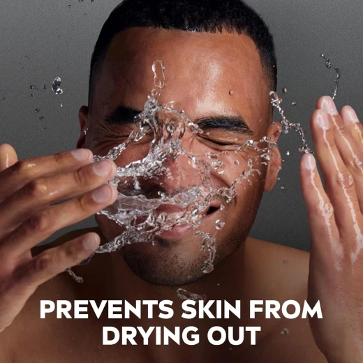جل حلاقة نيفيا للرجال ديب كلين المضاد للبكتيريا مع الكربون الأسود، 200 مل، لتجربة حلاقة ناعمة ومنعشة. يوفر حماية مضادة للبكتيريا وشعورًا بالنظافة العميقة - نيفيا - Image 2