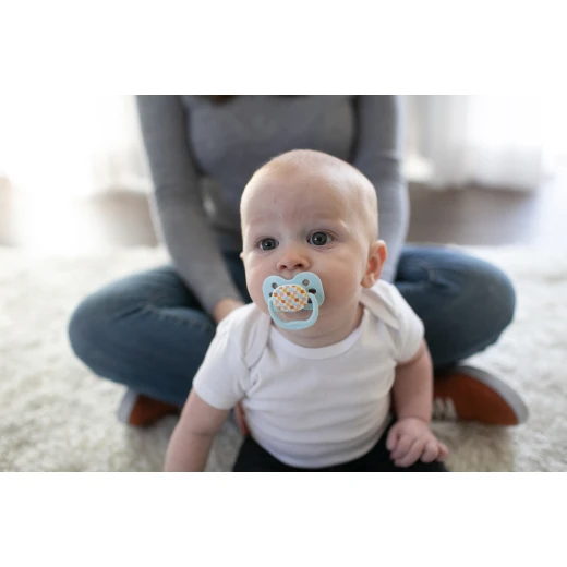 Dr.Browns Plastic Wide-Neck Options+ Baby Bottle , Blue Gift Set with ( 3 Bottles , 3 Nipples , Bottle Cleaning Brush and Pacifier)  - Dr. Brown's - Image 4