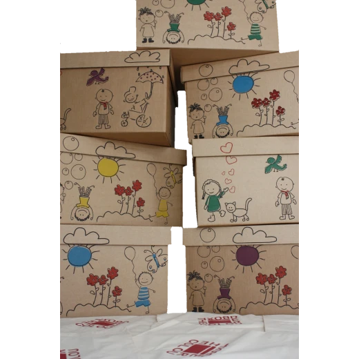Gift Box for (3-4 years) - Toys and Books - The Coloured Box Value Packs - The Coloured Box - Image 3