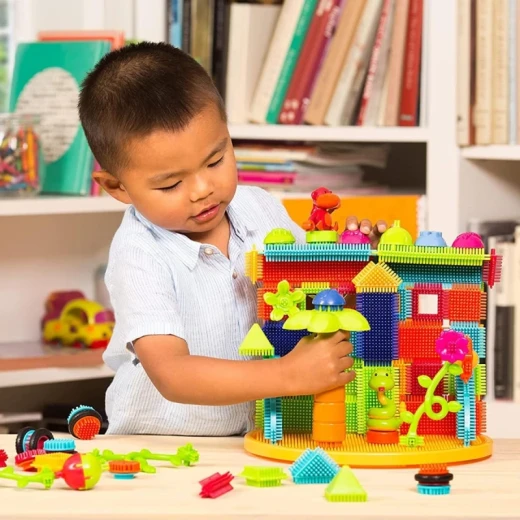 Battat, Bristle Blocks 128-Piece Building Playset with Soft Interlocking Bristles Easy Assembly Animal Figurines Trees Flowers Storage Bucket Educational Construction Toy for Kids Ages 2 and Up - Battat - Image 6