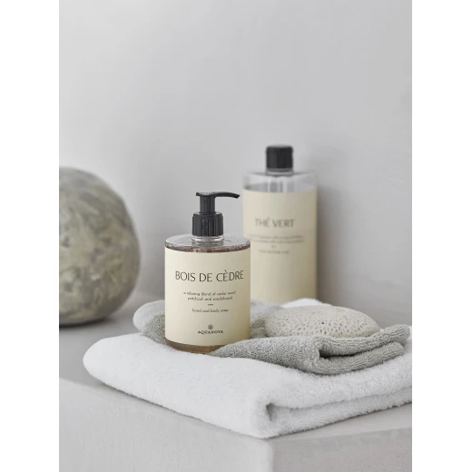 Aquanova Paris 500ml Liquid Hand & Body Soap - Cedarwood - Aquanova - Image 2
