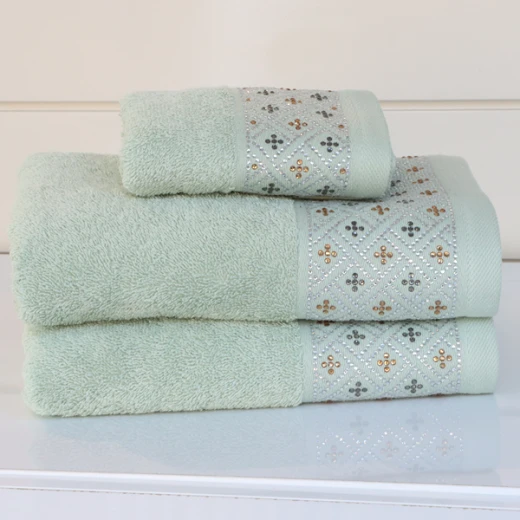 Nova Home Roberta Towel with Silver Details - 100% Cotton - 30x50 Cm - Light Green