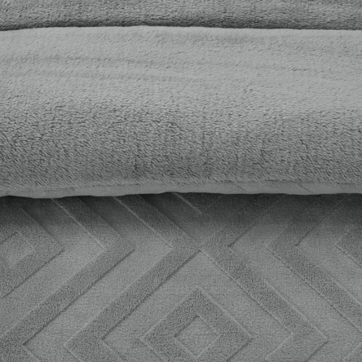 Nova Home Froska Winter Embossed Flannel  Comforter Set with Soft Fur Backing - King/Super King - Grey - Nova Home - Image 5