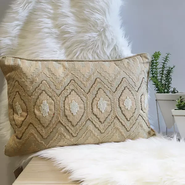 نوفا هوم غطاء وسادة "Pearl" تطريز يدوي  - 40x60 سم - بيج - نوفا هوم