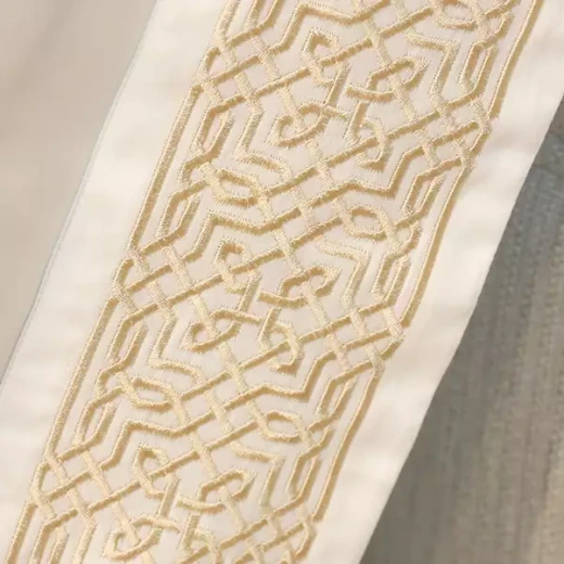 نوفا هوم Lounge طقم وجه لحاف - قطن 100% ، 400 خيط لكل انش مربع - مجوز & مجوز كبير - 7 قطع - أبيض و ذهبي - نوفا هوم - Image 9