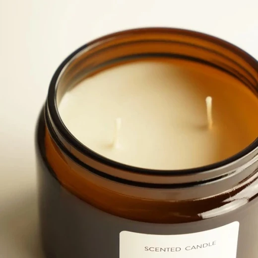 شمعة معطرة أمبينتير THE OLPHACTORY - 360 غم – الليمون والأعشاب - أمبيانتاير - Image 3