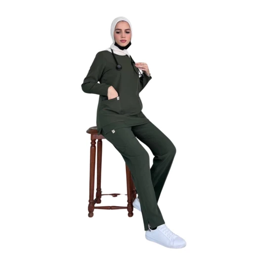 سكراب طبي باللون الجيشي سايز اكس لارج من  ذا سكراب بروجكت - ذا سكراب - Image 2