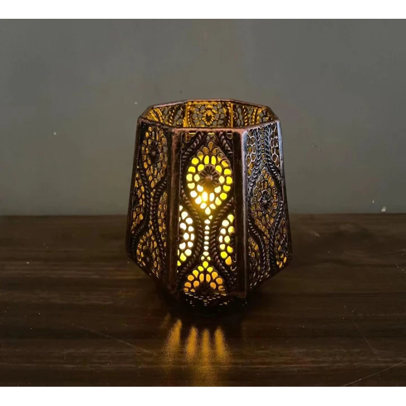 حامل شموع على شكل كوب نحاسي من يويوسو - يويوسو