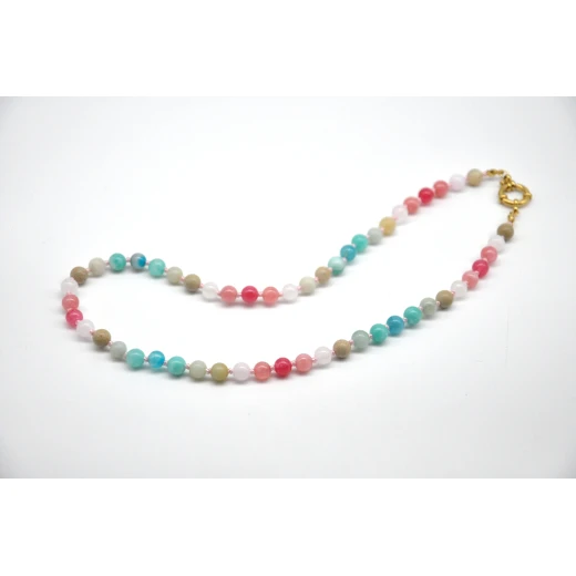 Women´s Handmade Knotted Beaded Necklace with Colorful Stone Beads & Gold Clasp