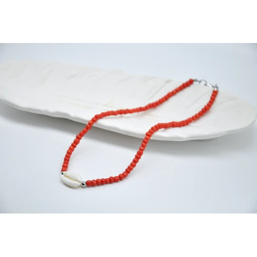 Handmade red Beaded Necklace with Shell, beaded choker, shell necklace, beach jewelry, minimalist necklace, seed bead necklace, boho gift, summer accessories - Tuleen Accesorios - Image 3