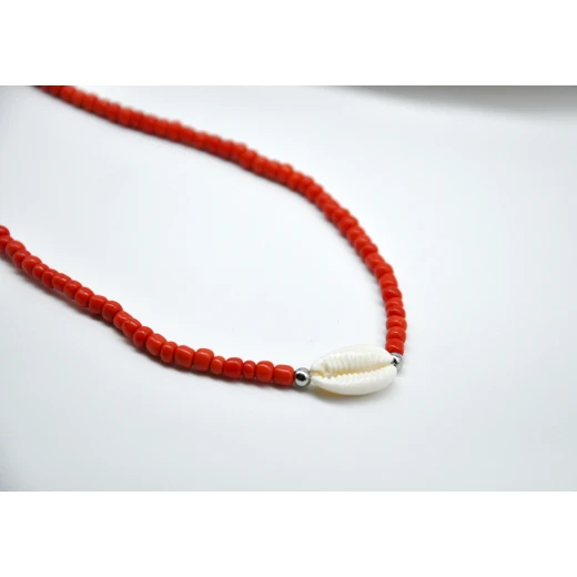 Handmade red Beaded Necklace with Shell, beaded choker, shell necklace, beach jewelry, minimalist necklace, seed bead necklace, boho gift, summer accessories - Tuleen Accesorios - Image 2