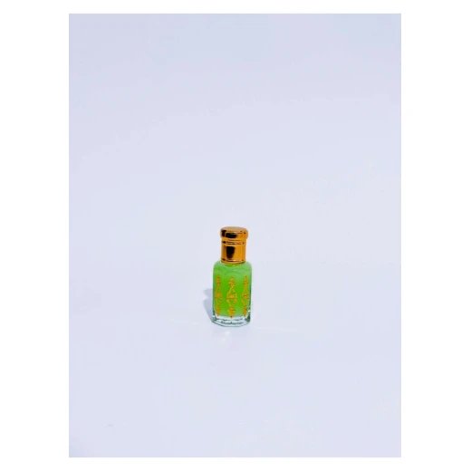 عطر بوديفا بودي كيس كولور حجم 30 مل – عطر أنثوي ناعم وحيوي، يتميز برائحة رقيقة ومنعشة في حجم مثالي للحقيبة
