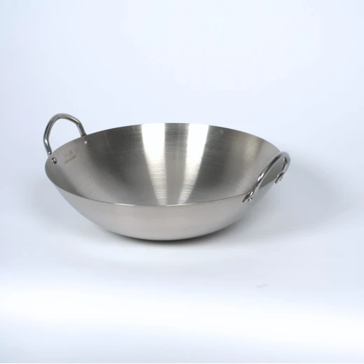 صاجية قطر 36 سم مع مقابض من عتاد صاجية قطر 36 سم مع مقابض من عتاد